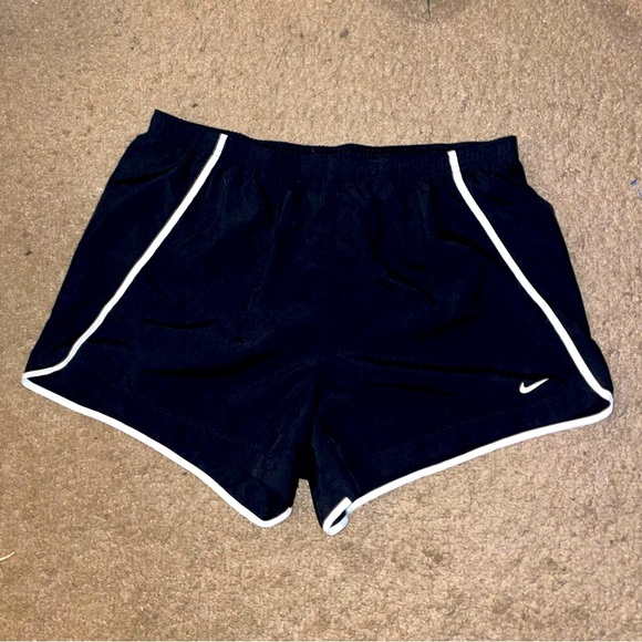 Nike Women's Black and Pink Athletic Shorts - Picture 1 of 2